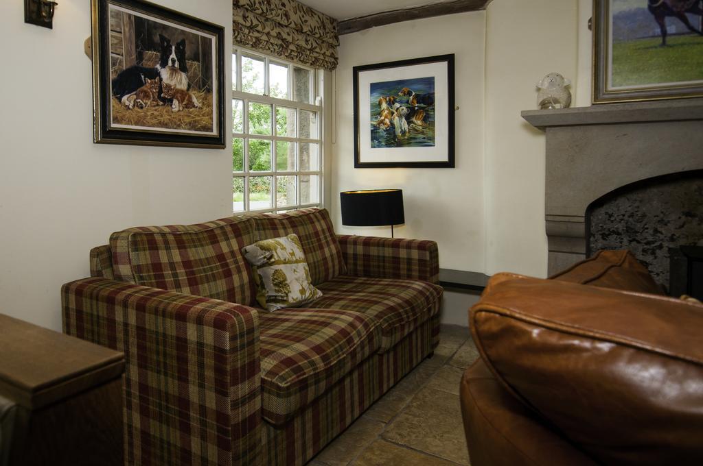 The Fleece Inn Shireshead Eksteriør bilde