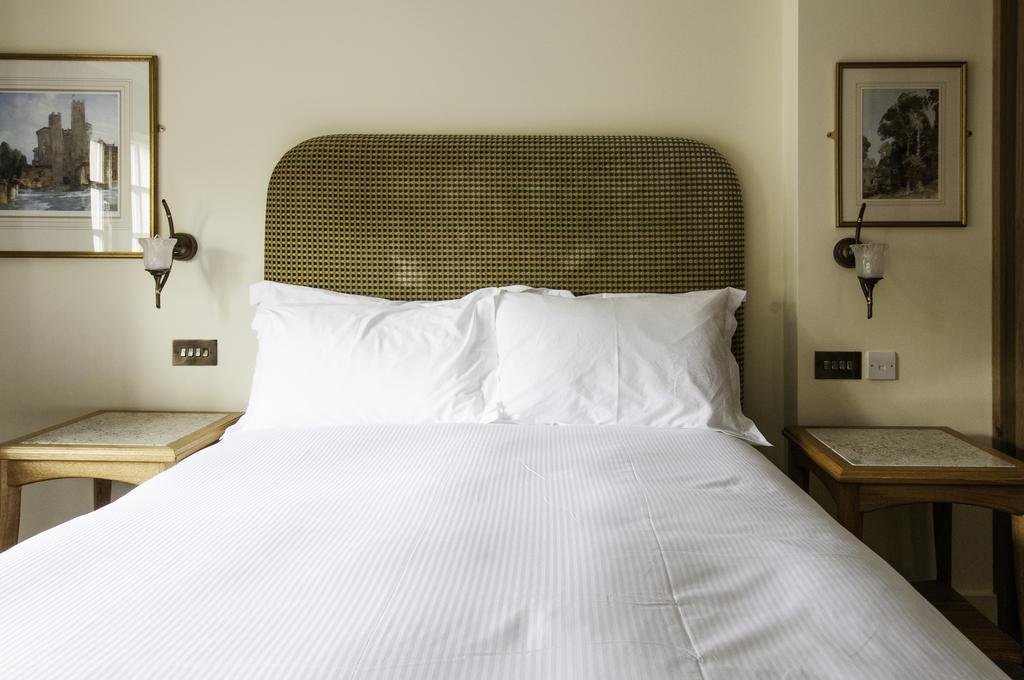 The Fleece Inn Shireshead Eksteriør bilde