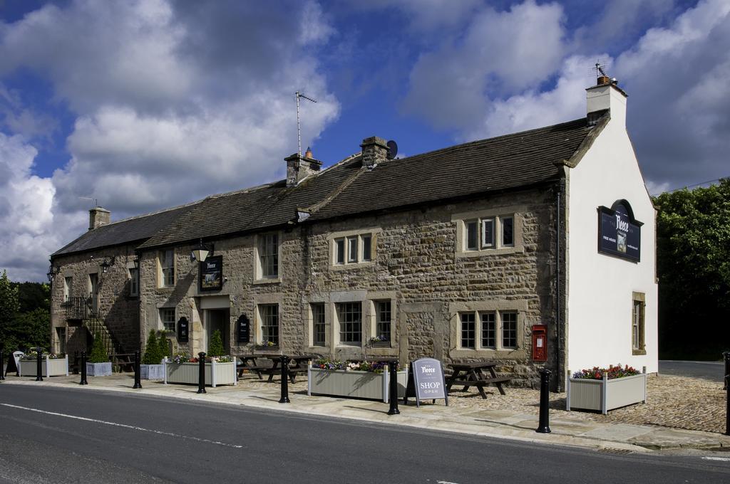 The Fleece Inn Shireshead Eksteriør bilde